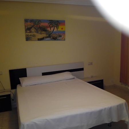 Hostal Imperial Crevillente Ngoại thất bức ảnh